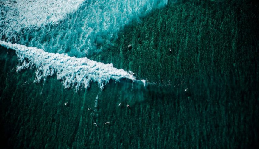 Surf trips and surf camps on a discount