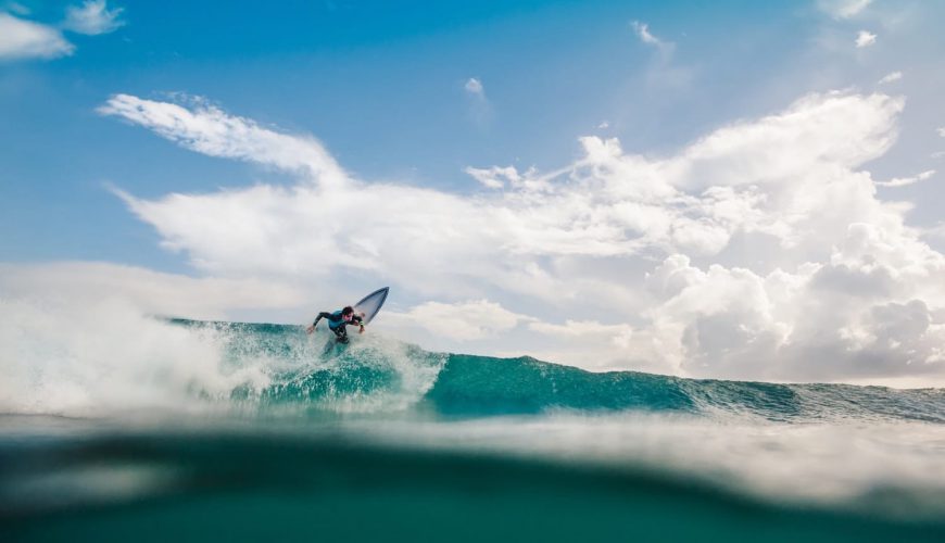Surf trips and surf camps on a discount