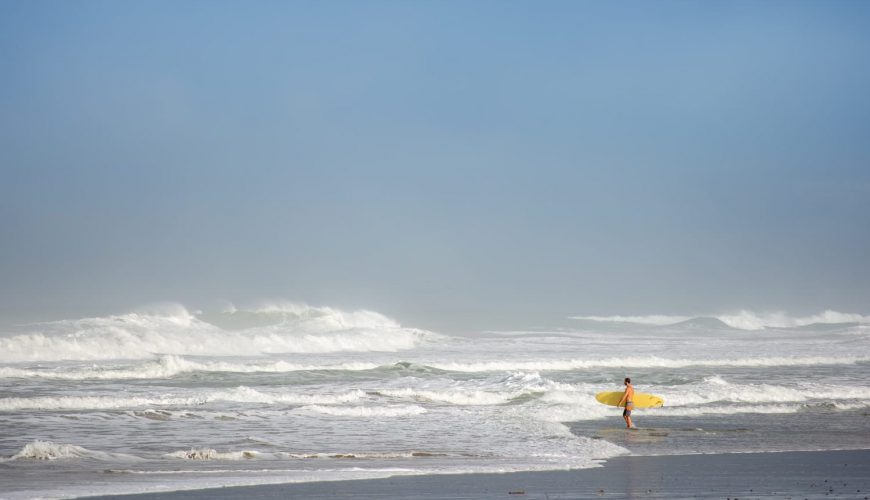 Surf trips and surf camps on a discount
