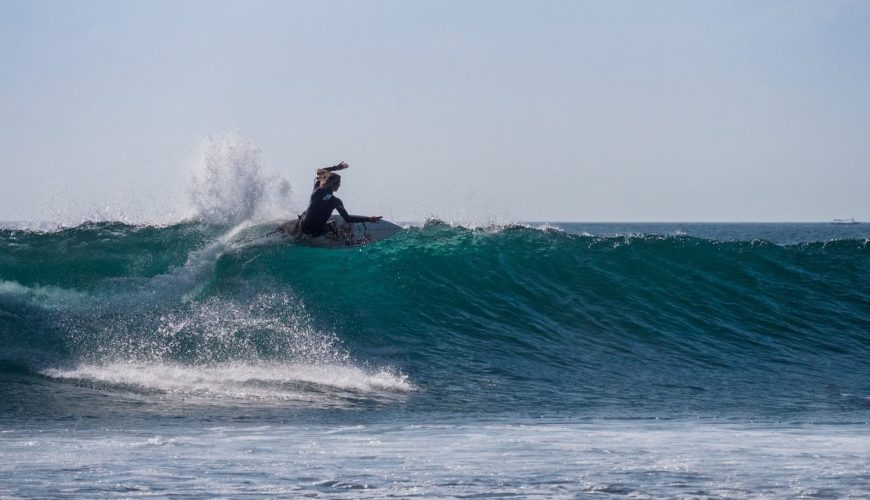 Surf trips and surf camps on a discount